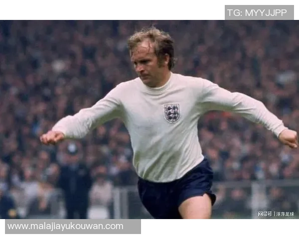 足球界悲痛消息哪位传奇球星不幸离世引发全球哀悼