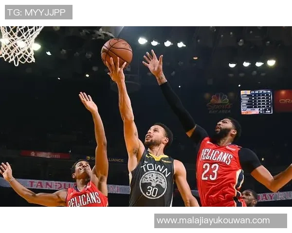 总决赛积分榜:深圳足球队以52分领跑 总决赛积分榜:深圳足球队以52分领跑